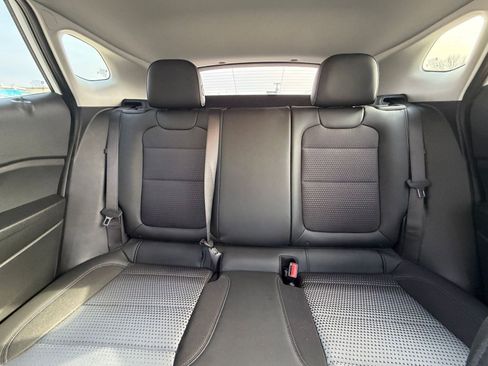 Used 2025 Chevrolet Trax LT w/ LT Convenience Package image 36