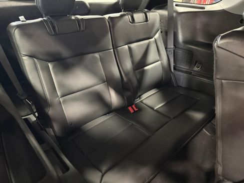Used 2022 Ford Explorer XLT AWD/4WD image 23