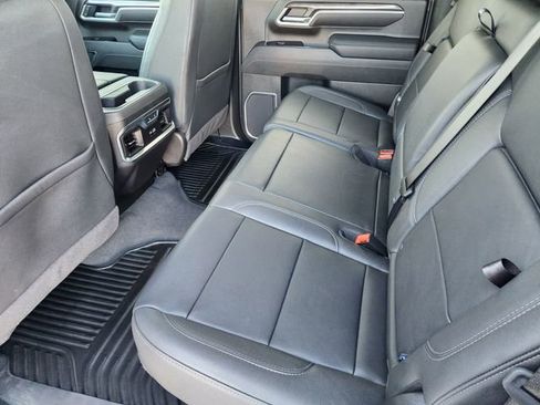 Used 2025 Chevrolet Silverado 3500 LTZ AWD/4WD image 33