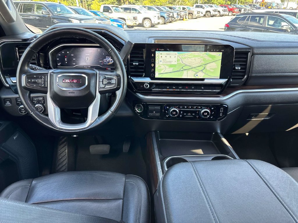 Used 2024 GMC Sierra 2500 SLT w/ SLT Premium Package AWD/4WD image 14