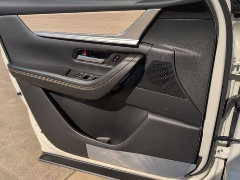 New 2026 MAZDA CX-90 3.3 Turbo w/ Preferred Package image 15