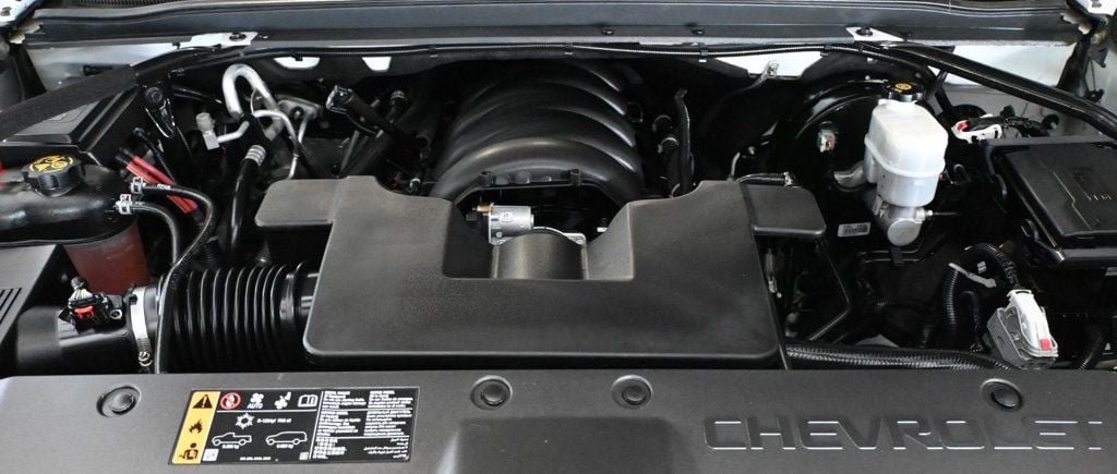 Used 2019 Chevrolet Suburban LS w/ All-Season Package AWD/4WD image 21