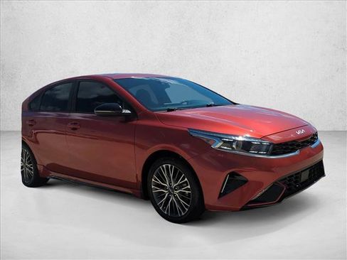 Used 2023 Kia Forte GT-Line w/ GT-Line Premium Package FWD image 3