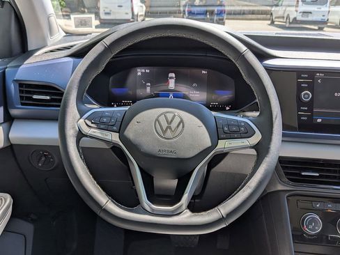 Used 2023 Volkswagen Taos SE w/ Panoramic Sunroof Package AWD/4WD image 14