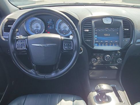Used 2014 Chrysler 300 S RWD image 11