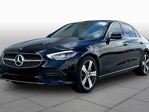Used 2025 Mercedes-Benz C 300 Sedan image 2