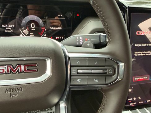 New 2026 GMC Yukon Elevation image 31