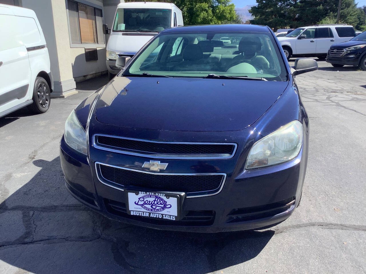 Used 2011 Chevrolet Malibu LS FWD image 4