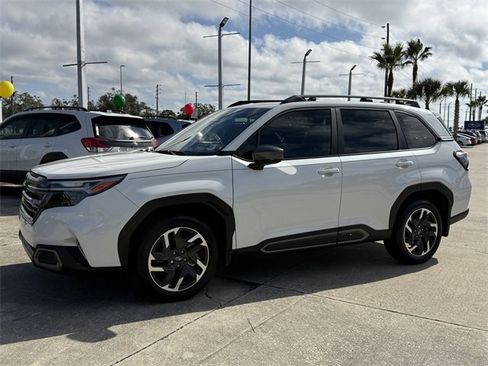 Certified 2025 Subaru Forester Limited image 2