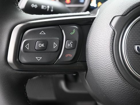New 2026 Jeep Gladiator Sport AWD/4WD image 7