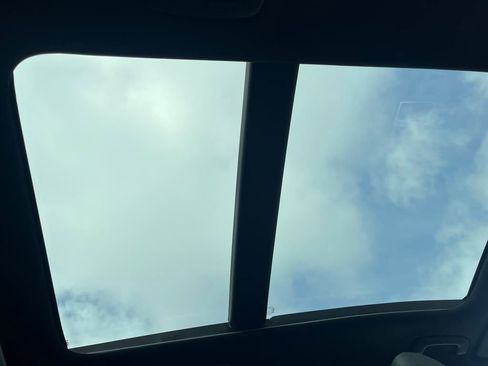 New 2026 Kia Sportage X-Line w/ X-Line Technology Package image 19