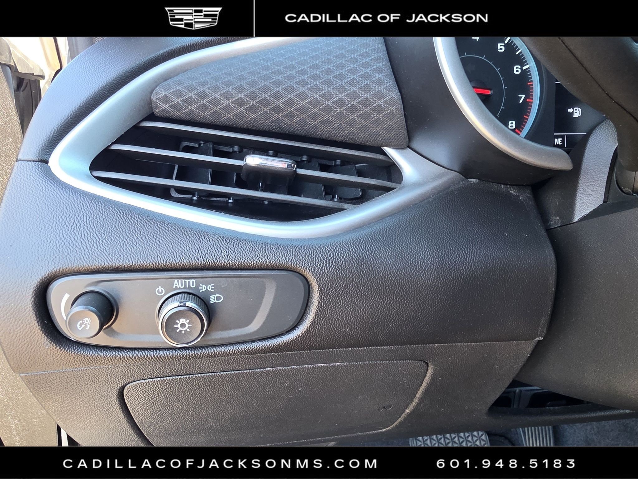 Used 2024 Chevrolet Malibu LT FWD image 14