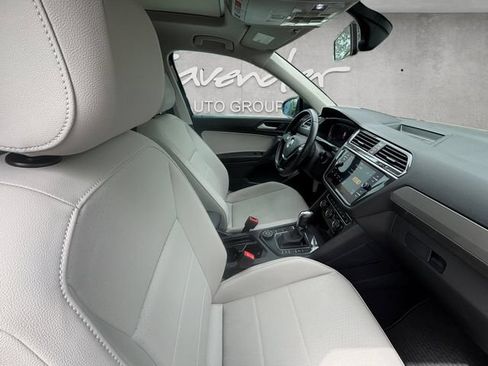Used 2019 Volkswagen Tiguan SEL AWD/4WD image 30