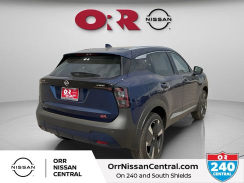 New 2025 Nissan Kicks SR FWD image 5