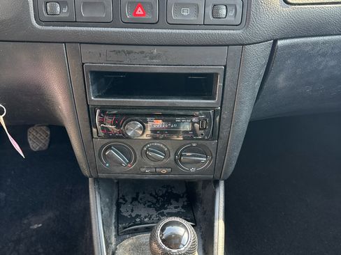 Used 2003 Volkswagen Jetta GLS image 15