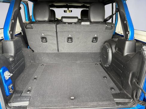 Used 2021 Jeep Wrangler Unlimited Rubicon 4xe w/ Steel Bumper Group image 21