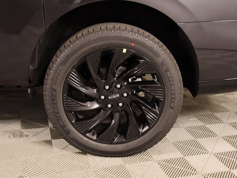 New 2025 Lincoln Navigator L Reserve w/ Jet Appearance Package image 20