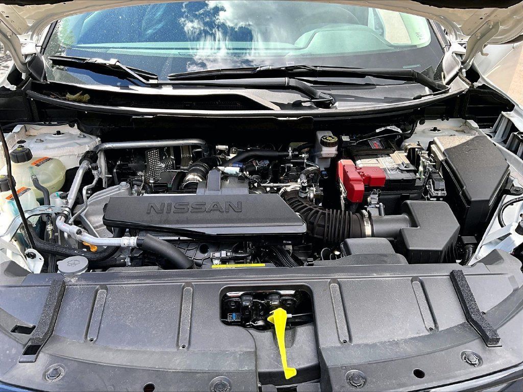 Used 2026 Nissan Rogue SV w/ Cold Weather Package AWD/4WD image 30