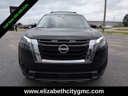 Used 2025 Nissan Pathfinder SV FWD image 9