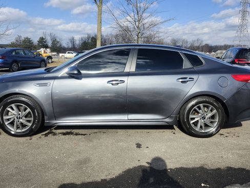 Used 2020 Kia Optima LX image 12