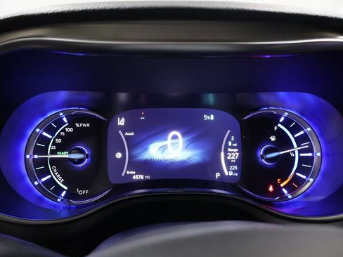 Certified 2025 Chrysler Pacifica Pinnacle image 44