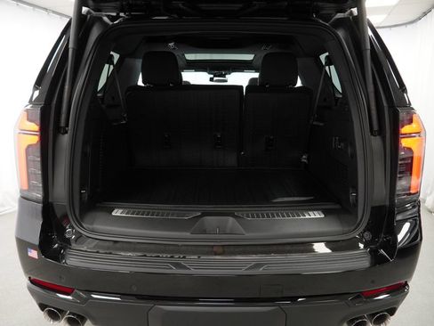 New 2026 Chevrolet Suburban RST w/ Comfort Package AWD/4WD image 25