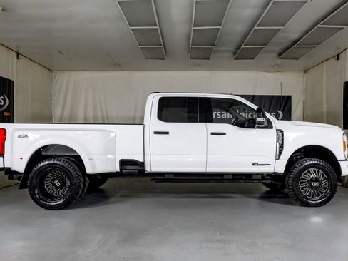 Used 2025 Ford F350 XLT AWD/4WD image 6