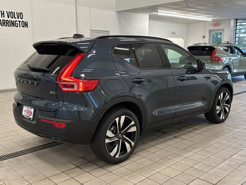 New 2026 Volvo XC40 B5 Ultra w/ Protection Package Premier image 5