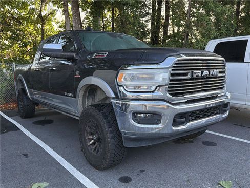 Used 2019 RAM 2500 Laramie AWD/4WD image 3