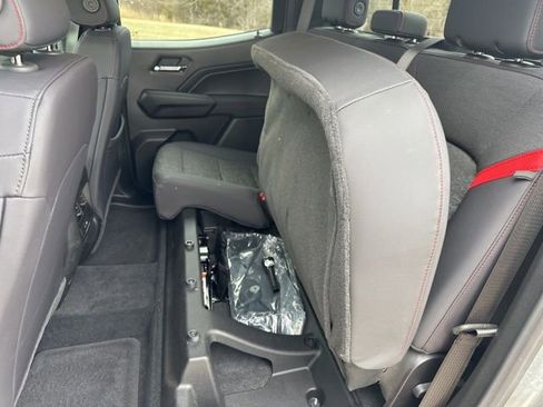 Certified 2025 Chevrolet Colorado Z71 w/ Technology Package image 24