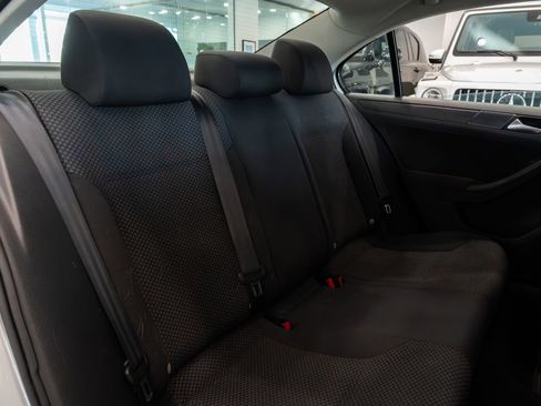 Used 2012 Volkswagen Jetta S FWD image 14