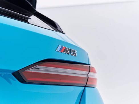 Used 2026 BMW M5 Touring w/ M Driver's Package AWD/4WD image 26