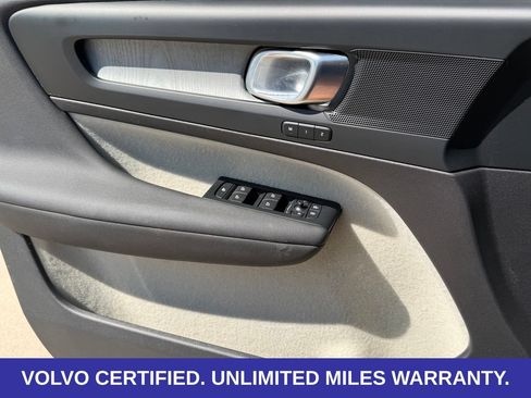 Certified 2026 Volvo XC40 B5 Plus AWD/4WD image 25