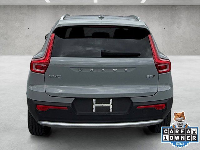 Used 2025 Volvo XC40 B5 Core AWD/4WD image 15