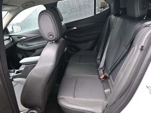 Used 2025 Buick Encore GX Preferred AWD/4WD image 31