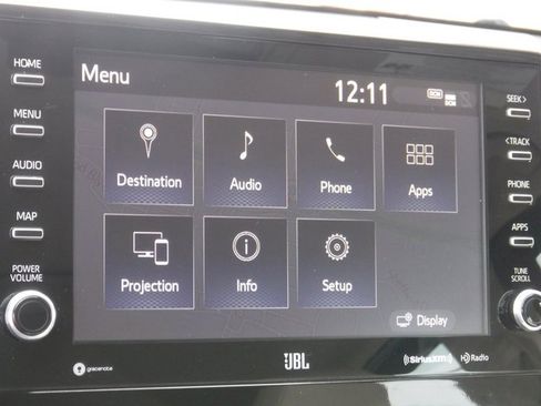 Used 2022 Toyota Camry XLE w/ Navigation Upgrade Package image 33