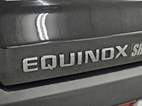 Used 2025 Chevrolet Equinox LT FWD image 24