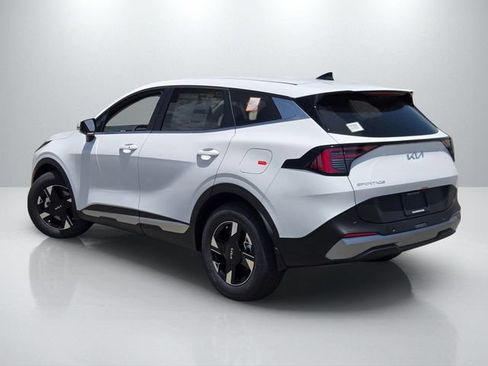 New 2026 Kia Sportage LX w/ LX Convenience Package FWD image 6