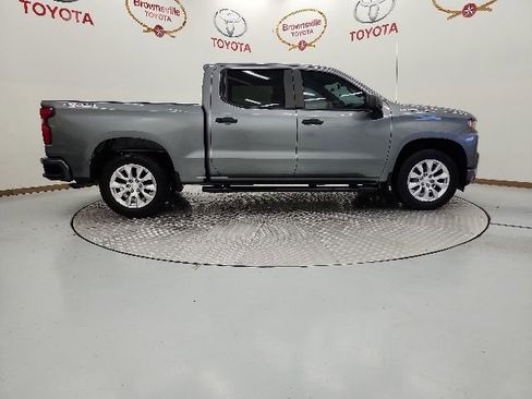 Used 2022 Chevrolet Silverado 1500 Custom AWD/4WD image 3