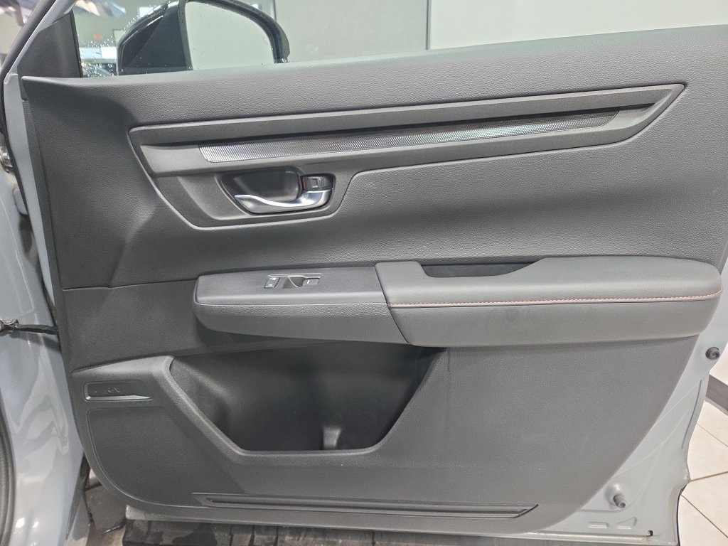 Used 2025 Honda CR-V Sport image 22