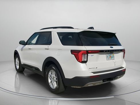 New 2026 Ford Explorer Active w/ Active Comfort Package image 20