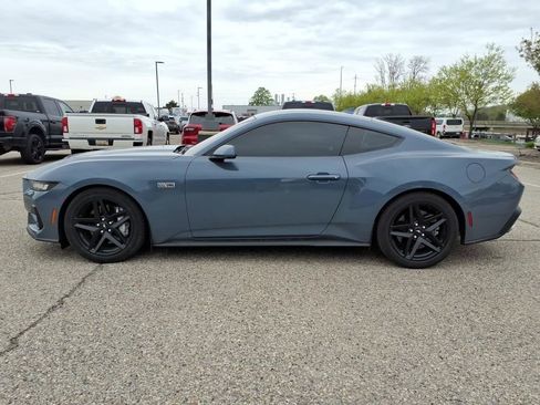Used 2024 Ford Mustang GT RWD image 2