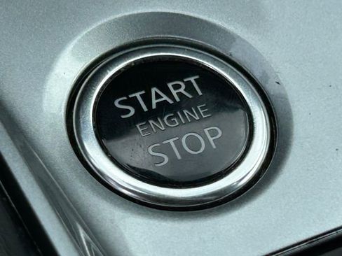 Used 2023 Nissan Altima 2.5 SV FWD image 16