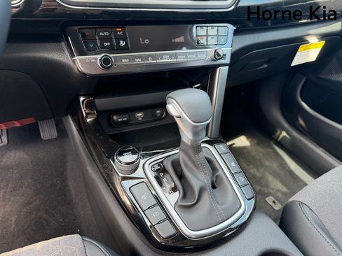 New 2026 Kia Seltos S AWD/4WD image 18