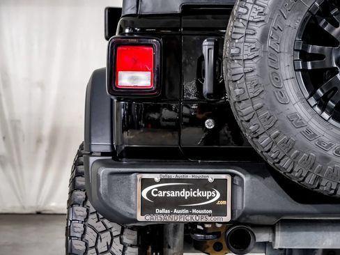 Used 2020 Jeep Wrangler Sport AWD/4WD image 31
