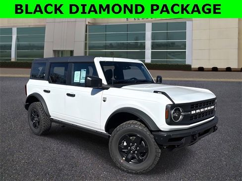 New 2025 Ford Bronco Big Bend w/ Black Diamond Package image 1