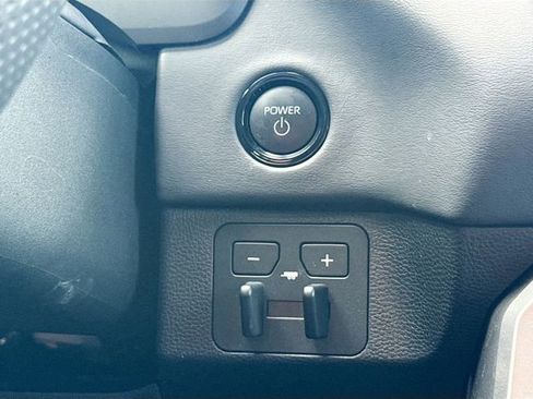 Used 2025 Toyota Sequoia Platinum AWD/4WD image 39