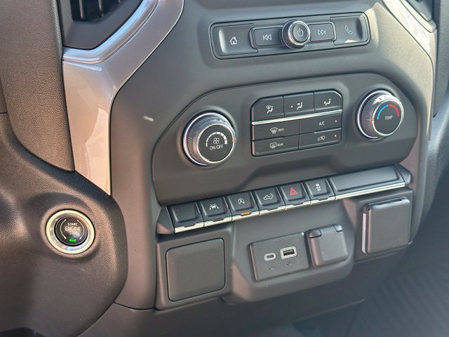 Certified 2022 Chevrolet Silverado 1500 Custom AWD/4WD image 23