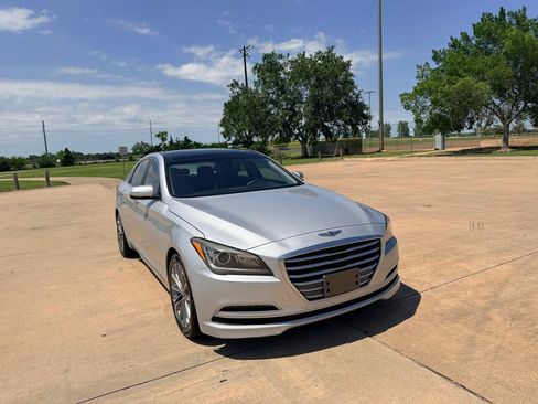 Used 2015 Hyundai Genesis 3.8 w/ Option Group 02 RWD image 24