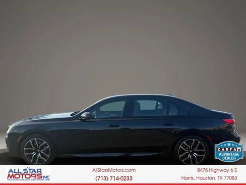 Used 2024 BMW 740i xDrive AWD/4WD image 4